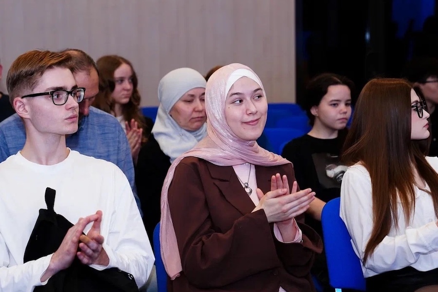 International Environment at Sechenov University: Students from Different Countries Together